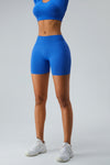 Curve V-Back Seamless Scrunch Short