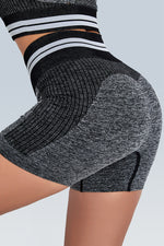 Knitted Stripe Seamless Sports Short